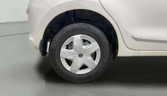2018 Maruti Swift VXI, Petrol, Manual, 67,636 km, Right Rear Wheel