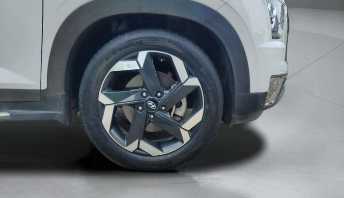 2024 Hyundai ALCAZAR 1.5 SIGNATURE (O) AT 7STR, Diesel, Automatic, 26,836 km, Right Front Wheel