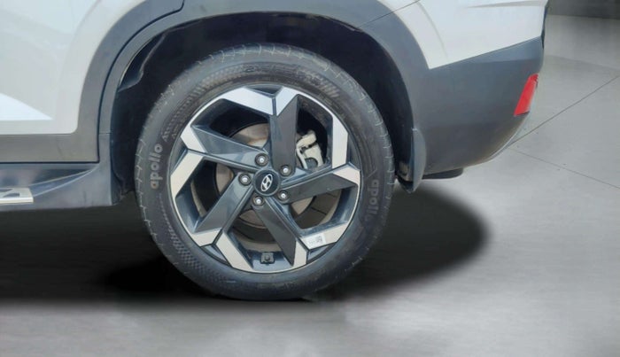 2024 Hyundai ALCAZAR 1.5 SIGNATURE (O) AT 7STR, Diesel, Automatic, 26,836 km, Left Rear Wheel