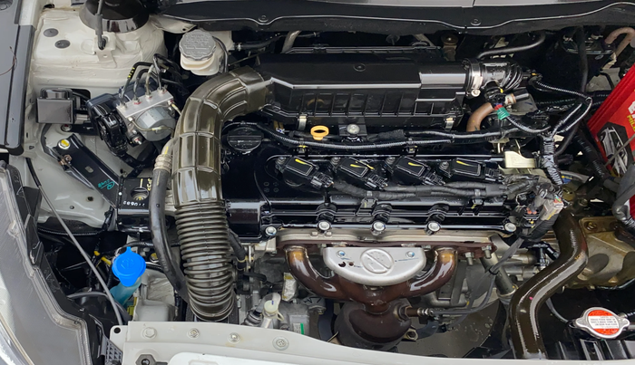 2018 Maruti Ciaz DELTA 1.5 SHVS MT PETROL, Petrol, Manual, 1,23,475 km, Engine View - Right