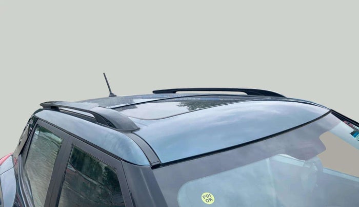 2023 Mahindra XUV300 W6 1.5 DIESEL AMT, Diesel, Automatic, 12,068 km, Roof