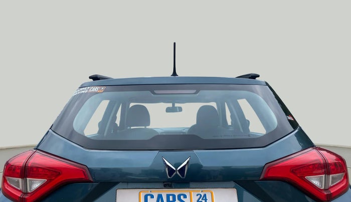 2023 Mahindra XUV300 W6 1.5 DIESEL AMT, Diesel, Automatic, 12,068 km, Rear Windshield
