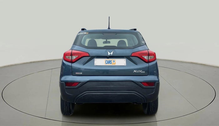 2023 Mahindra XUV300 W6 1.5 DIESEL AMT, Diesel, Automatic, 12,068 km, Back/Rear
