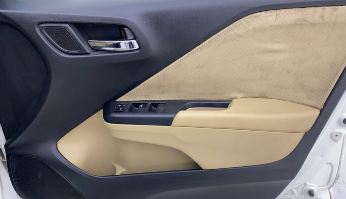 2018 Honda City 1.5L I-VTEC SV, Petrol, Manual, 58,929 km, Driver Side Door Panels Control