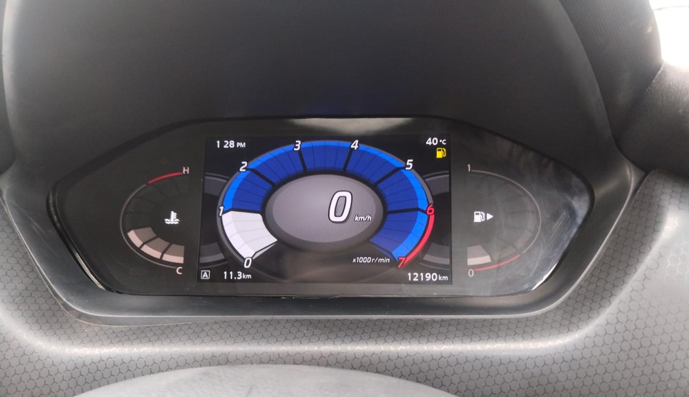 2021 Nissan MAGNITE XV PREMIUM DUAL TONE, Petrol, Manual, 12,115 km, Odometer Image