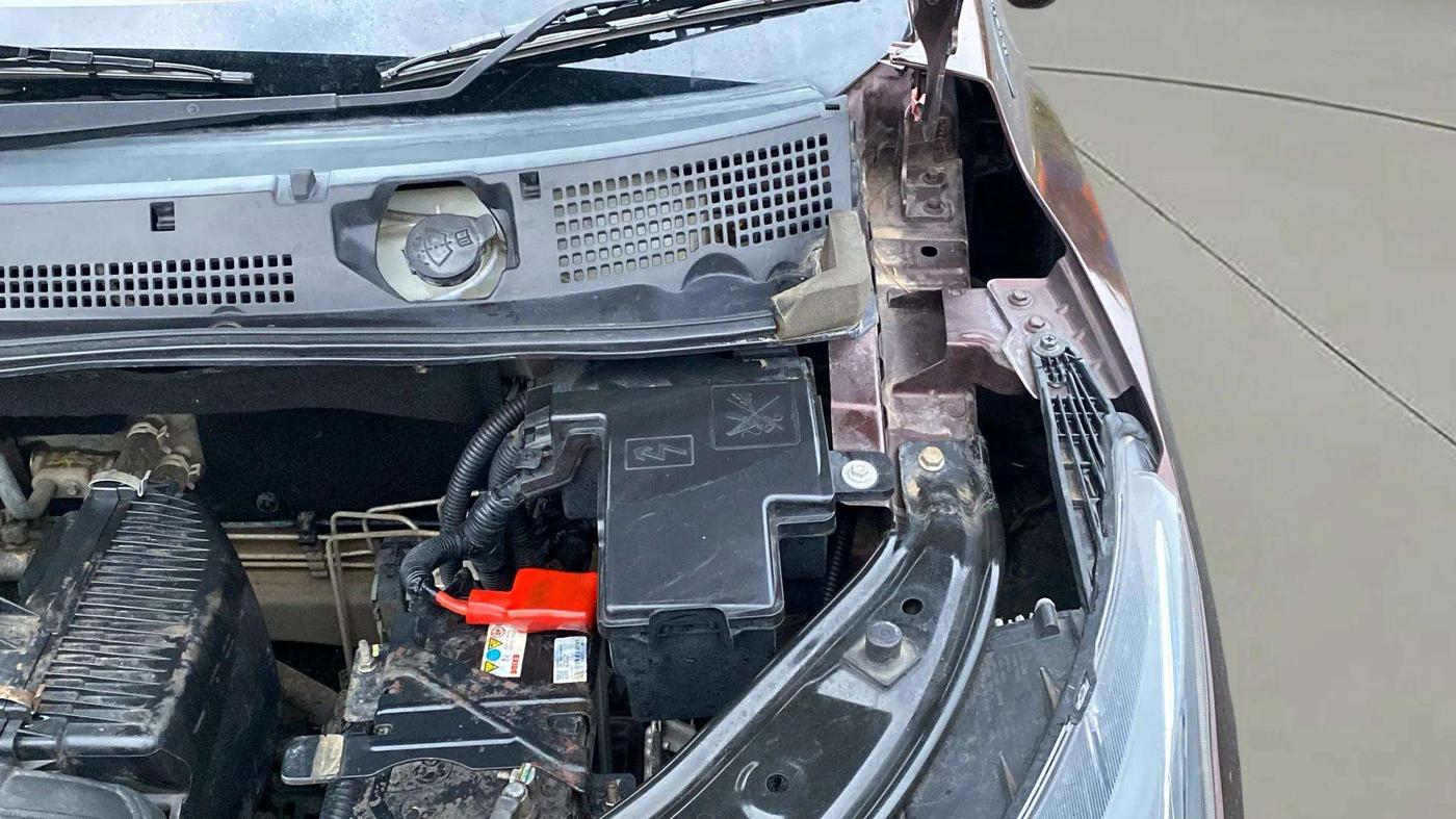 2021 Nissan MAGNITE XV PREMIUM DUAL TONE, Petrol, Manual, 12,115 km, Engine View - Left
