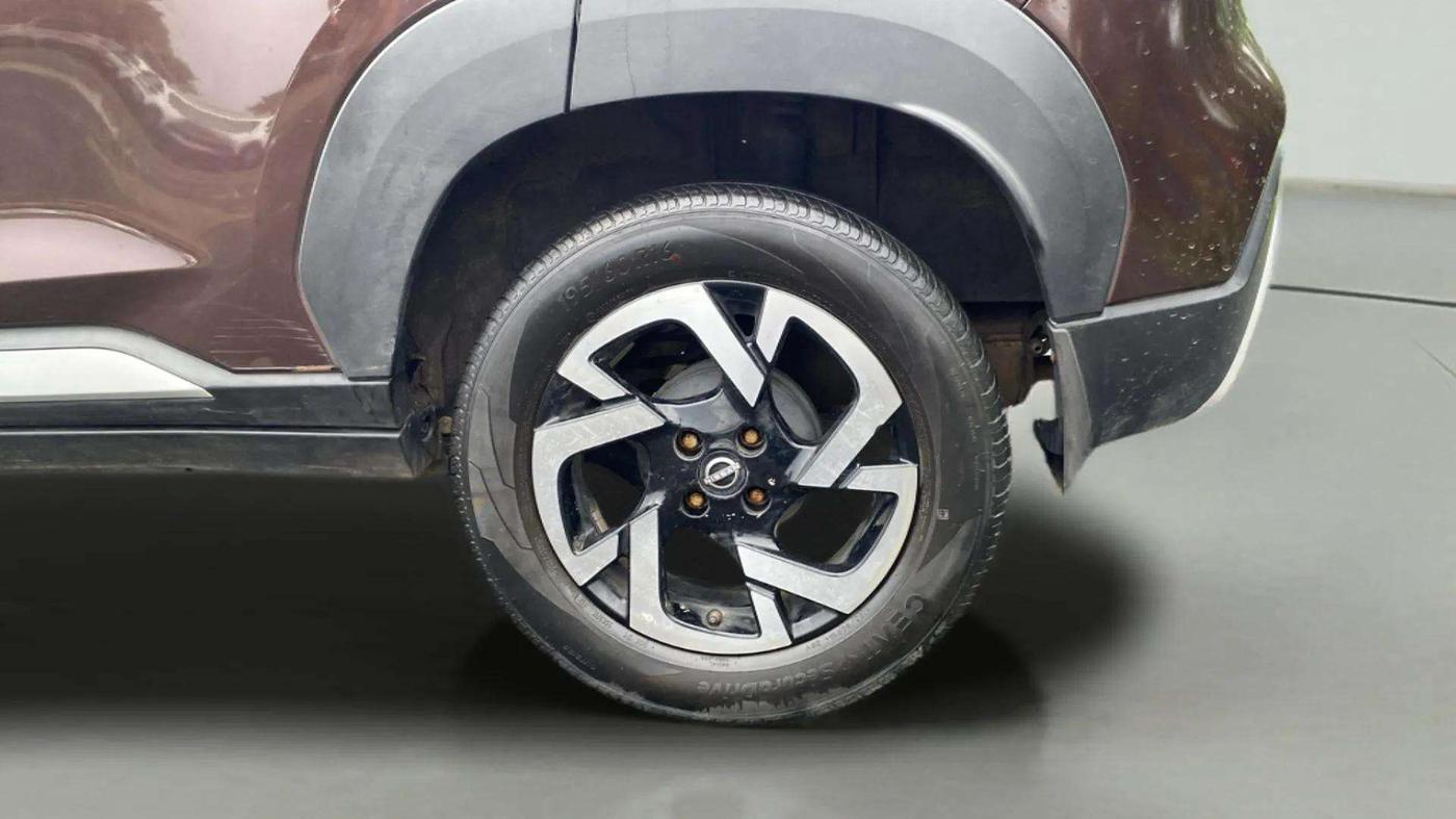 2021 Nissan MAGNITE XV PREMIUM DUAL TONE, Petrol, Manual, 12,115 km, Left Rear Wheel