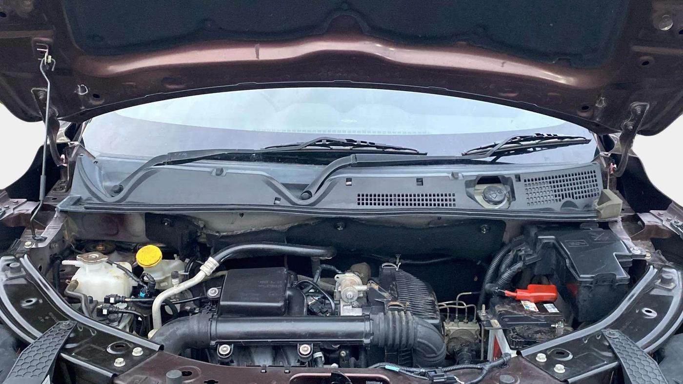 2021 Nissan MAGNITE XV PREMIUM DUAL TONE, Petrol, Manual, 12,115 km, Engine View