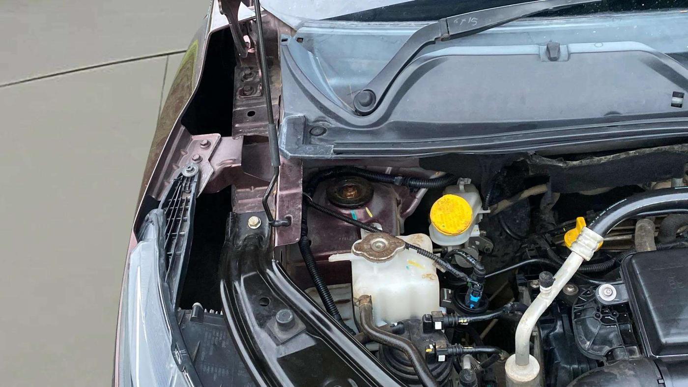 2021 Nissan MAGNITE XV PREMIUM DUAL TONE, Petrol, Manual, 12,115 km, Engine View - Right