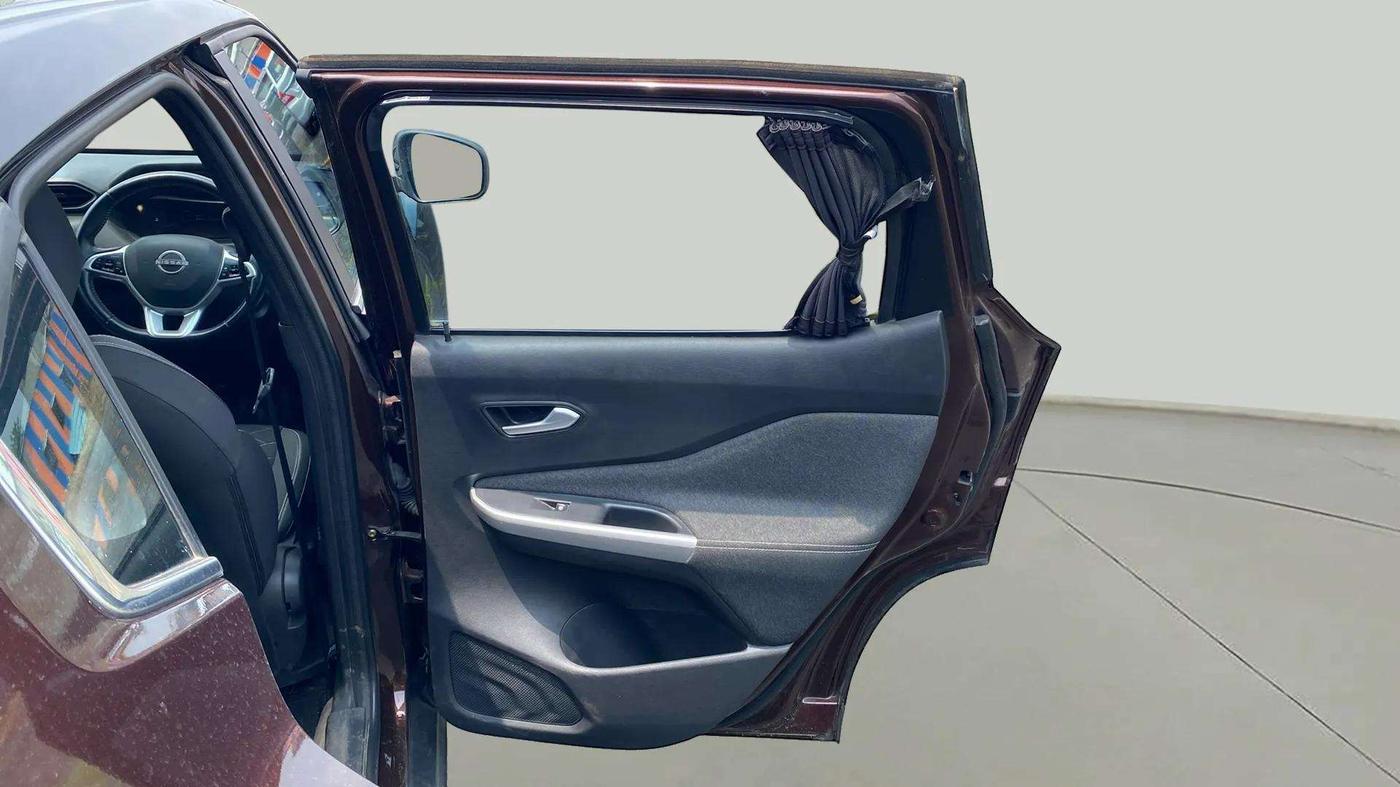 2021 Nissan MAGNITE XV PREMIUM DUAL TONE, Petrol, Manual, 12,115 km, RHS Rear Door