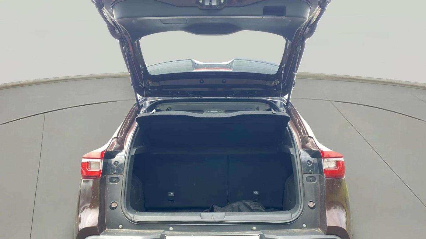 2021 Nissan MAGNITE XV PREMIUM DUAL TONE, Petrol, Manual, 12,115 km, Boot Open Zoomed View