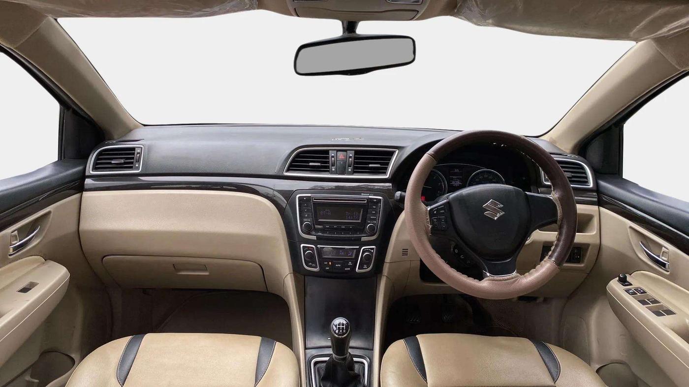 2016 Maruti Ciaz ZDI SHVS, Diesel, Manual, 64,691 km, Dashboard