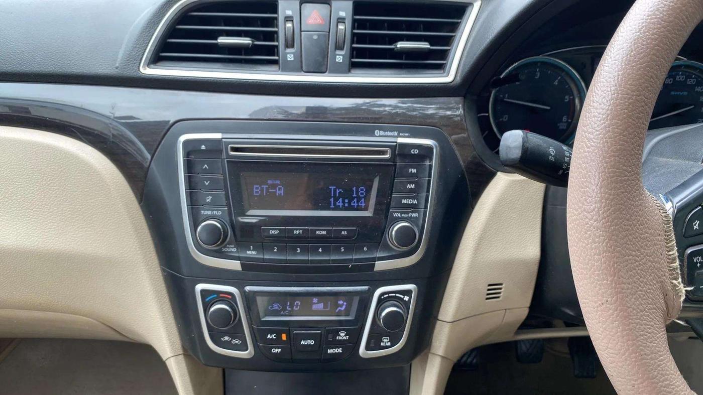 2016 Maruti Ciaz ZDI SHVS, Diesel, Manual, 64,691 km, Air Conditioner
