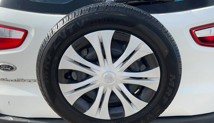 2013 Ford Ecosport TREND 1.5L PETROL, Petrol, Manual, 1,00,513 km, Spare Tyre