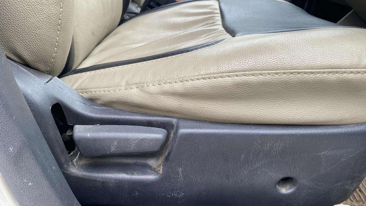 2018 Maruti Alto K10 VXI, Petrol, Manual, 41,568 km, Driver Side Adjustment Panel