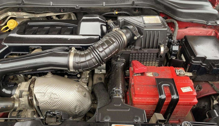 2019 Mahindra XUV300 W8 (O) 1.5 DIESEL, Diesel, Manual, 78,677 km, Engine View - Left