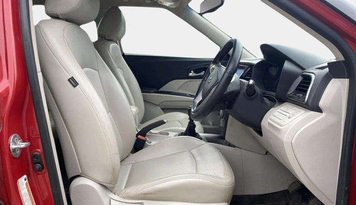 2019 Mahindra XUV300 W8 (O) 1.5 DIESEL, Diesel, Manual, 78,677 km, Right Side Front Door Cabin