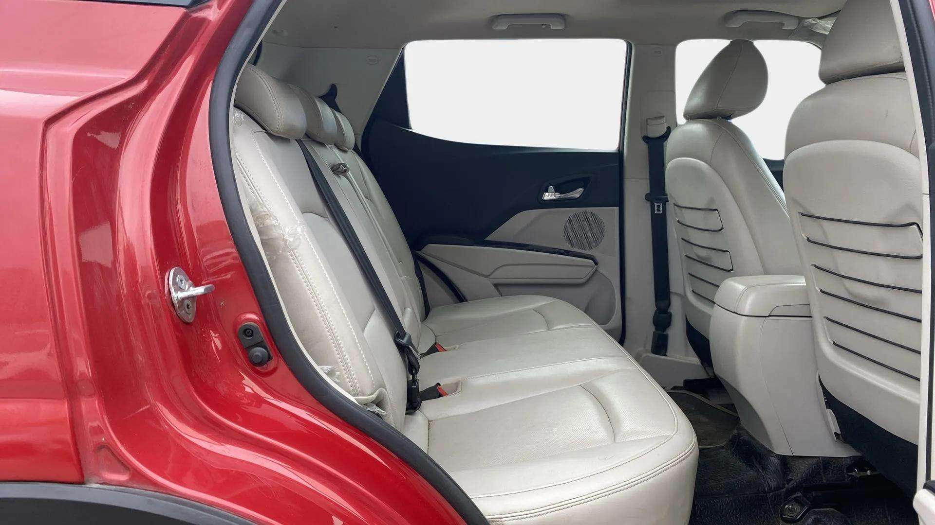 Rear-Cabin-View