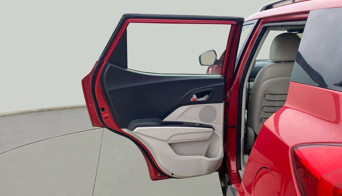 2019 Mahindra XUV300 W8 (O) 1.5 DIESEL, Diesel, Manual, 78,677 km, LHS Rear Door