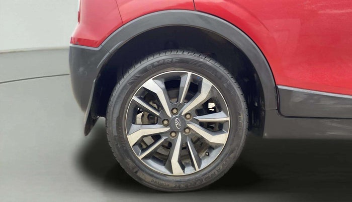 2019 Mahindra XUV300 W8 (O) 1.5 DIESEL, Diesel, Manual, 78,677 km, Right Rear Wheel