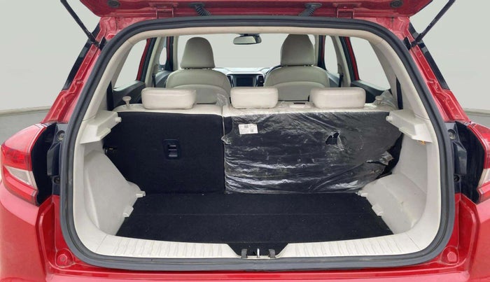 2019 Mahindra XUV300 W8 (O) 1.5 DIESEL, Diesel, Manual, 78,677 km, Boot Door Open