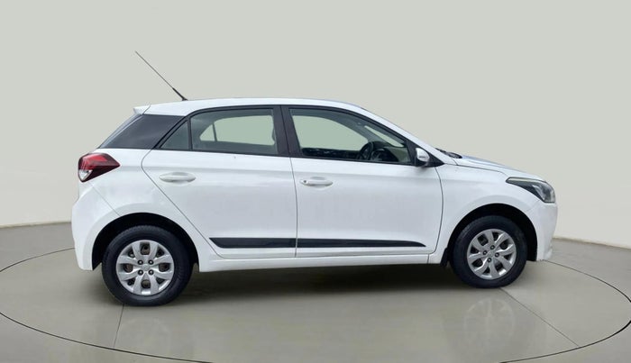 2016 Hyundai Elite i20 SPORTZ 1.2, Petrol, Manual, 77,620 km, Right Side View