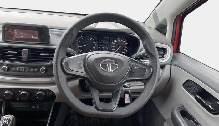 2020 Tata ALTROZ XE PETROL, Petrol, Manual, 49,451 km, Steering Wheel Close Up