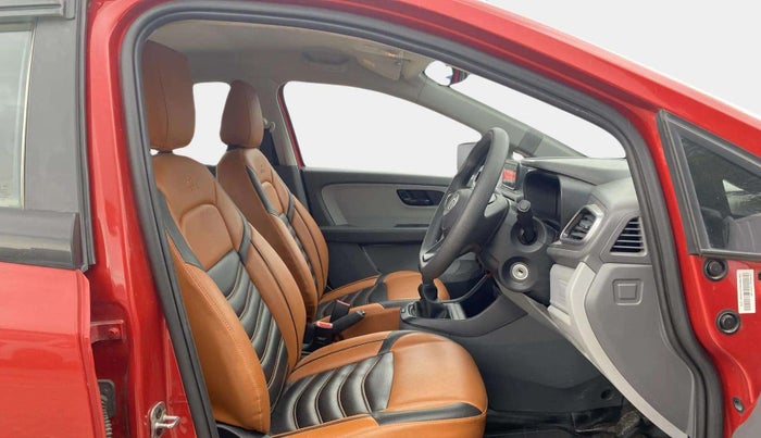 2020 Tata ALTROZ XE PETROL, Petrol, Manual, 49,451 km, Right Side Front Door Cabin