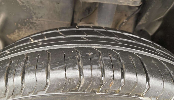 2022 Tata PUNCH PURE MT, Petrol, Manual, 12,322 km, Left Front Tyre Tread
