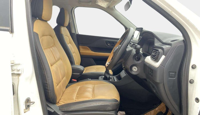 2022 Tata PUNCH PURE MT, Petrol, Manual, 12,322 km, Right Side Front Door Cabin