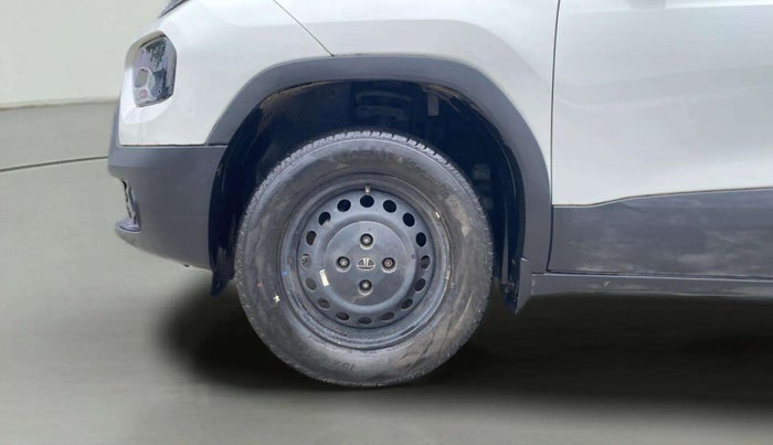 2022 Tata PUNCH PURE MT, Petrol, Manual, 12,322 km, Left Front Wheel