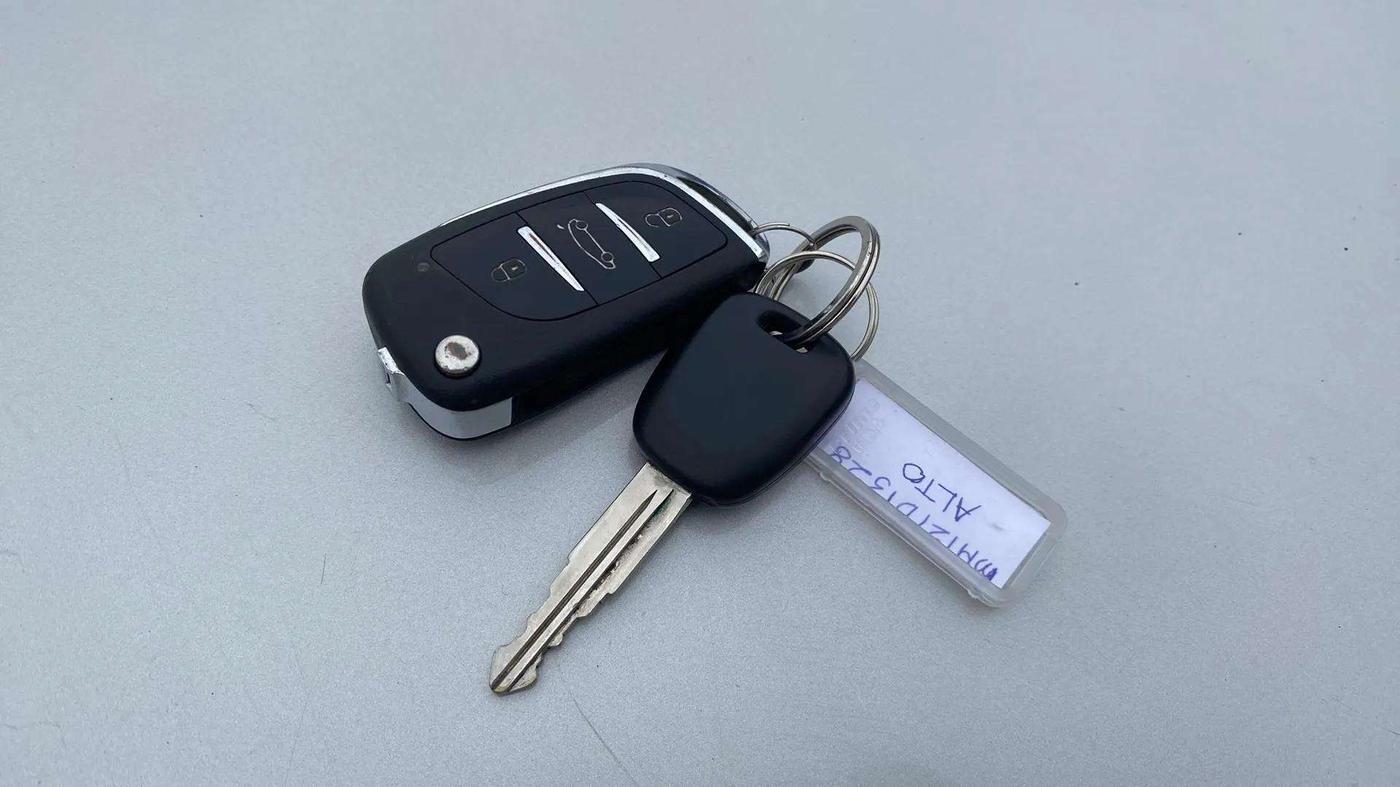 2020 Maruti Alto LXI CNG, CNG, Manual, 77,929 km, Key Close Up