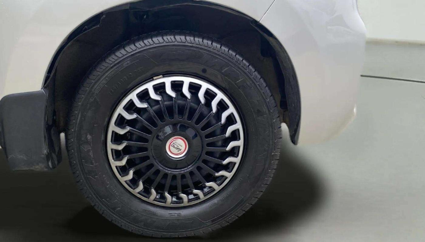 2020 Maruti Alto LXI CNG, CNG, Manual, 77,929 km, Right Front Wheel