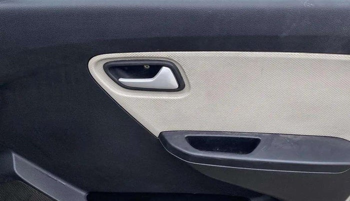 2020 Maruti Alto LXI CNG, CNG, Manual, 77,929 km, Driver Side Door Panels Control