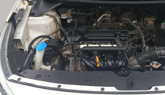 2014 Hyundai i20 SPORTZ 1.2, Petrol, Manual, 81,455 km, Engine View