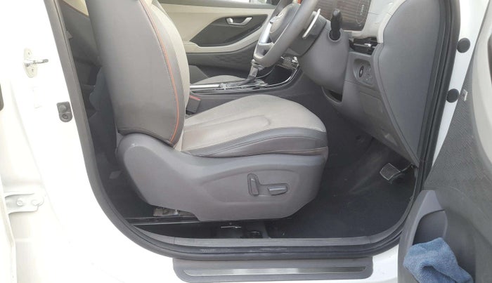 2024 Hyundai Creta SX (O) IVT 1.5 PETROL, Petrol, Automatic, 29,002 km, Driver Side Adjustment Panel