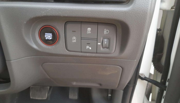 2024 Hyundai Creta SX (O) IVT 1.5 PETROL, Petrol, Automatic, 29,002 km, Keyless Start/ Stop Button