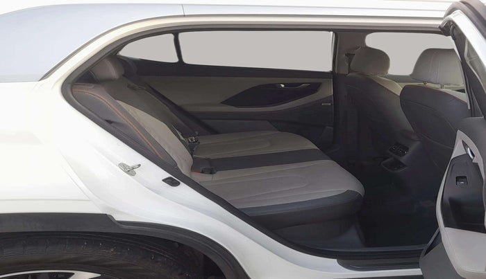 2024 Hyundai Creta SX (O) IVT 1.5 PETROL, Petrol, Automatic, 29,002 km, Right Side Rear Door Cabin