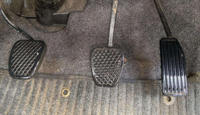 2013 Honda Brio S MT, Petrol, Manual, 40,729 km, Pedals