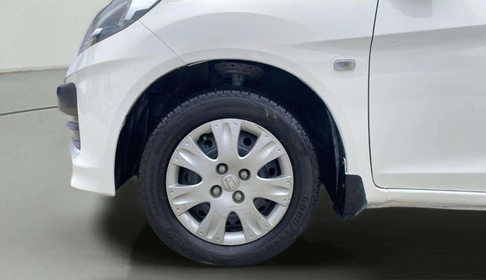 2013 Honda Brio S MT, Petrol, Manual, 40,729 km, Left Front Wheel