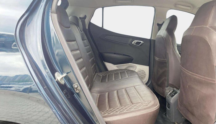 2022 Hyundai GRAND I10 NIOS SPORTZ 1.2 KAPPA VTVT CNG, CNG, Manual, 61,756 km, Right Side Rear Door Cabin
