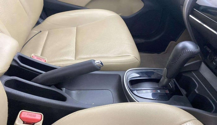 2015 Honda City 1.5L I-VTEC VX CVT, Petrol, Automatic, 77,776 km, Gear Lever