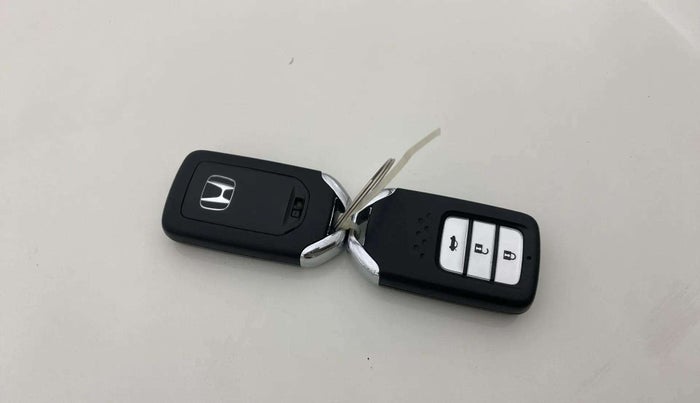 2015 Honda City 1.5L I-VTEC VX CVT, Petrol, Automatic, 77,776 km, Key Close Up