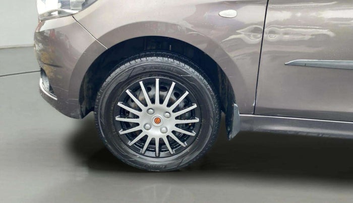 2018 Tata Tiago XT PETROL, Petrol, Manual, 1,27,232 km, Left Front Wheel