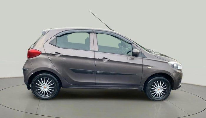 2018 Tata Tiago XT PETROL, Petrol, Manual, 1,27,232 km, Right Side View