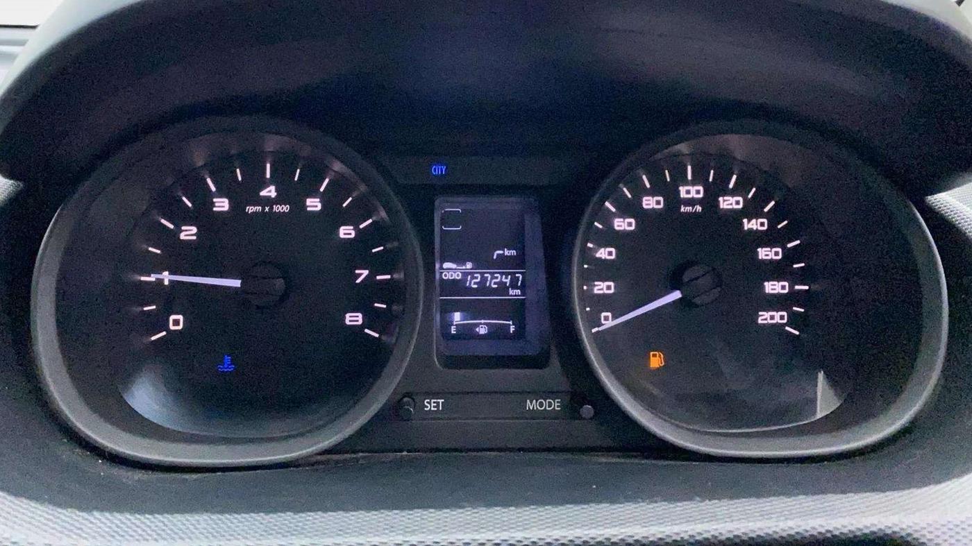 2018 Tata Tiago XT PETROL, Petrol, Manual, 1,27,232 km, Odometer Image