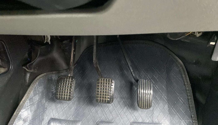 2018 Tata Tiago XT PETROL, Petrol, Manual, 1,27,232 km, Pedals