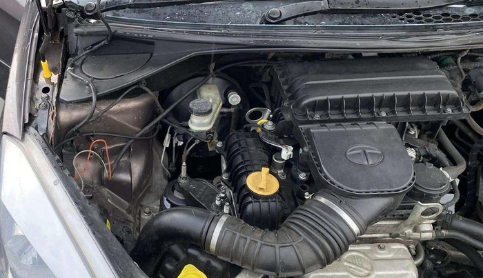 2018 Tata Tiago XT PETROL, Petrol, Manual, 1,27,232 km, Engine View - Right