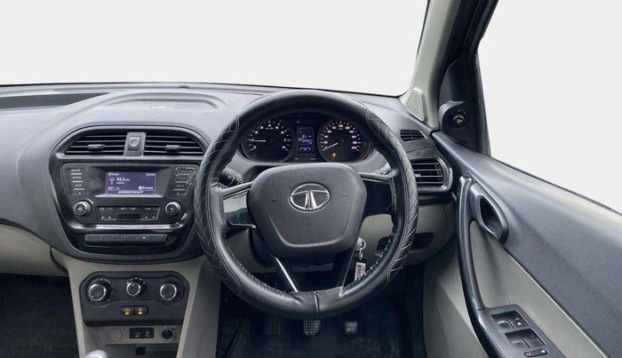 2018 Tata Tiago XT PETROL, Petrol, Manual, 1,27,232 km, Steering Wheel Close Up