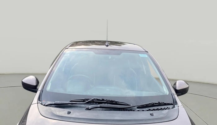2018 Tata Tiago XT PETROL, Petrol, Manual, 1,27,232 km, Front Windshield